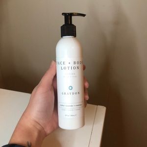 Graydon all over face and body lotion